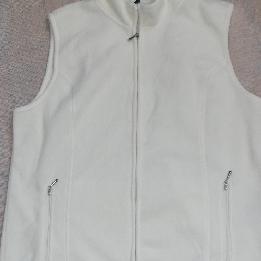 Karen Scott Sport Fleece Vest White